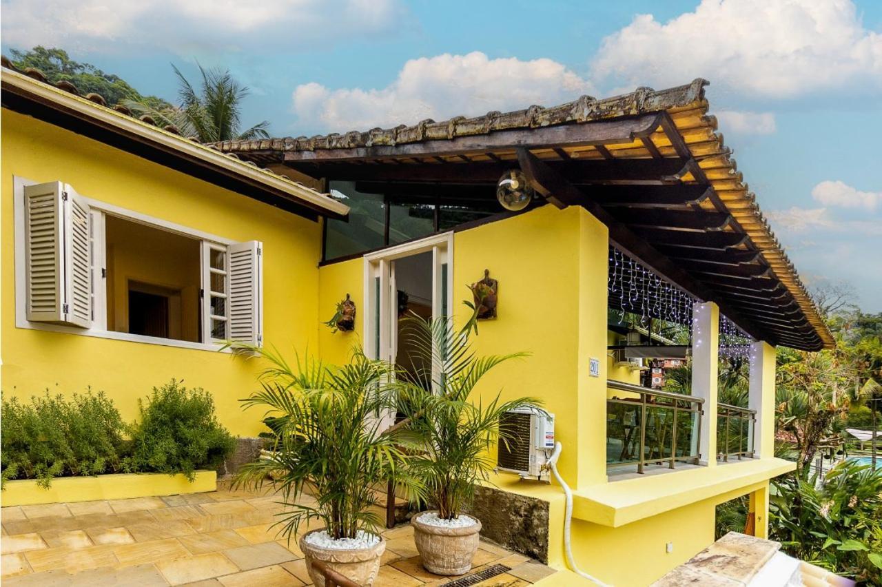 Casa Amarela Bed & Breakfast Ангра дос Рейс Екстериор снимка